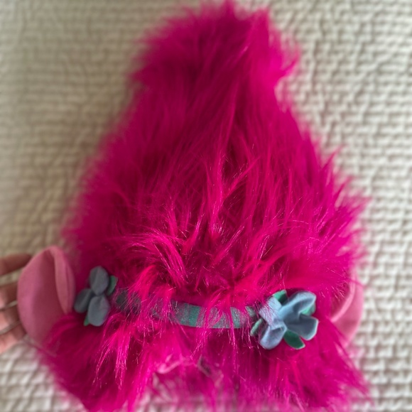 2017 DREAMWORKS TROLLS POPPY HOT PINK HAIR WIG/COSTUME - Picture 1 of 10